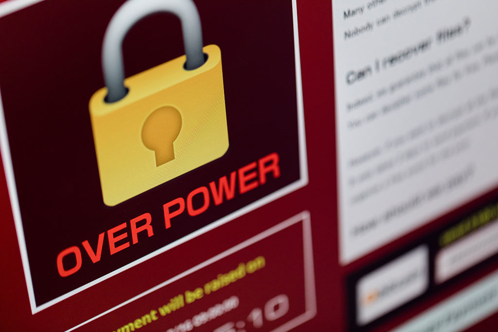 【図解】スマホからウイルス感染？サイバーセキュリティって？