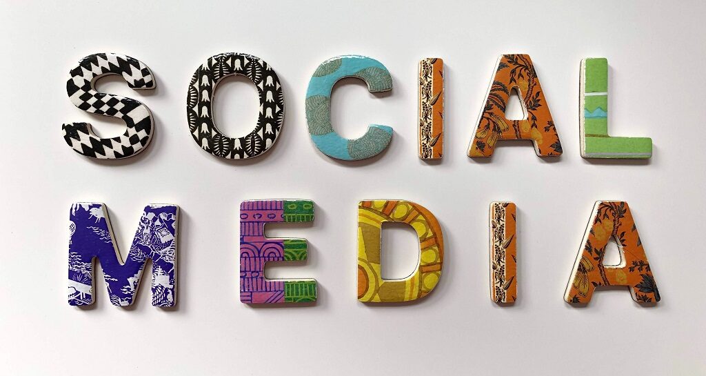 LINEやTwitterはSNSじゃない!? SNSとソーシャルメディアの違い